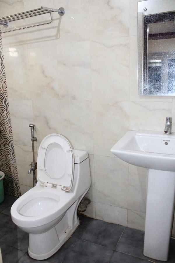 דיברוגר Hotel Square Park מראה חיצוני תמונה